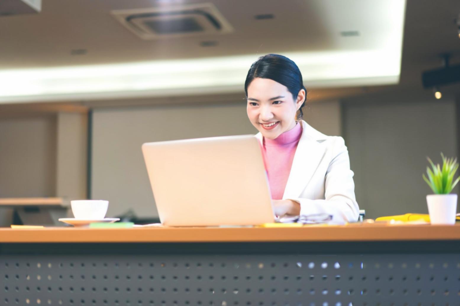 Workshop participant working through analytics exercise